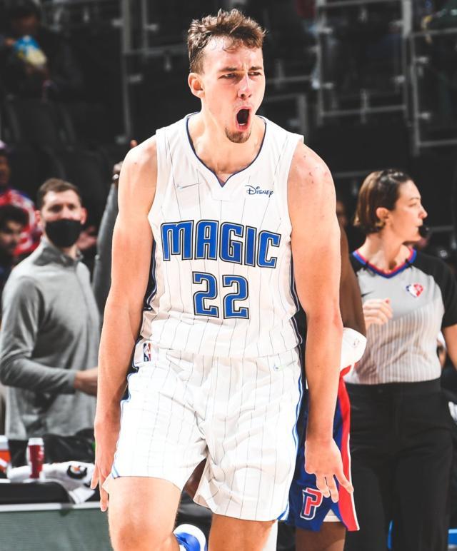 1635842492215023640.jpg FDJ-03ZXIAIzOqx.jpg