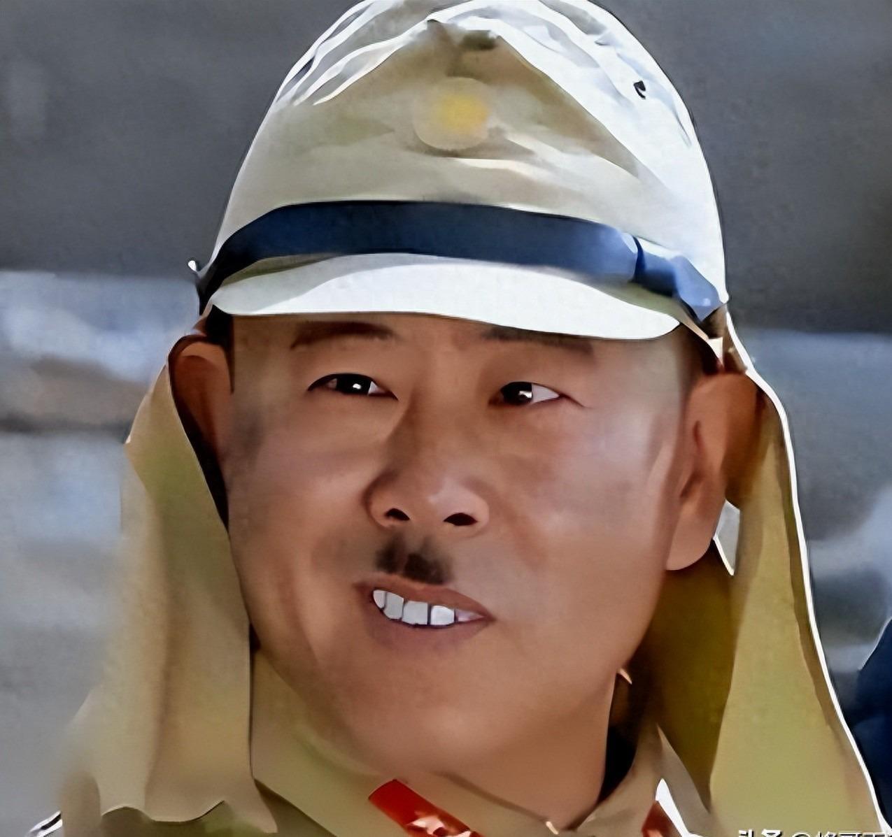 九游会集团-谁也没想到，被传4个老婆，全家移民的潘长江，已走上另一条大道